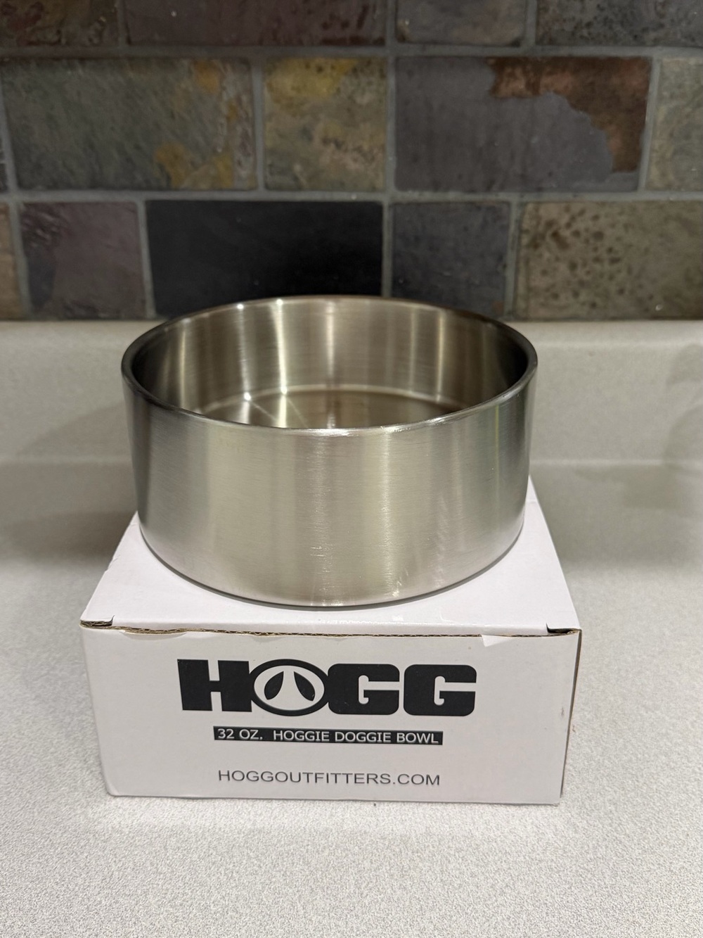HOGG Stainless Steel Dog Bowl in Silver - 32 oz